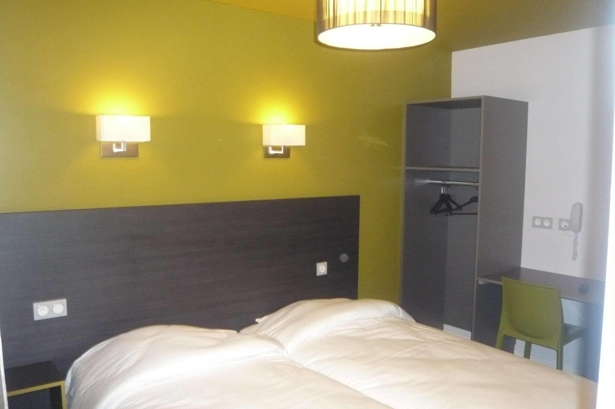 Hotel Quai De Saone มากง ภายนอก รูปภาพ