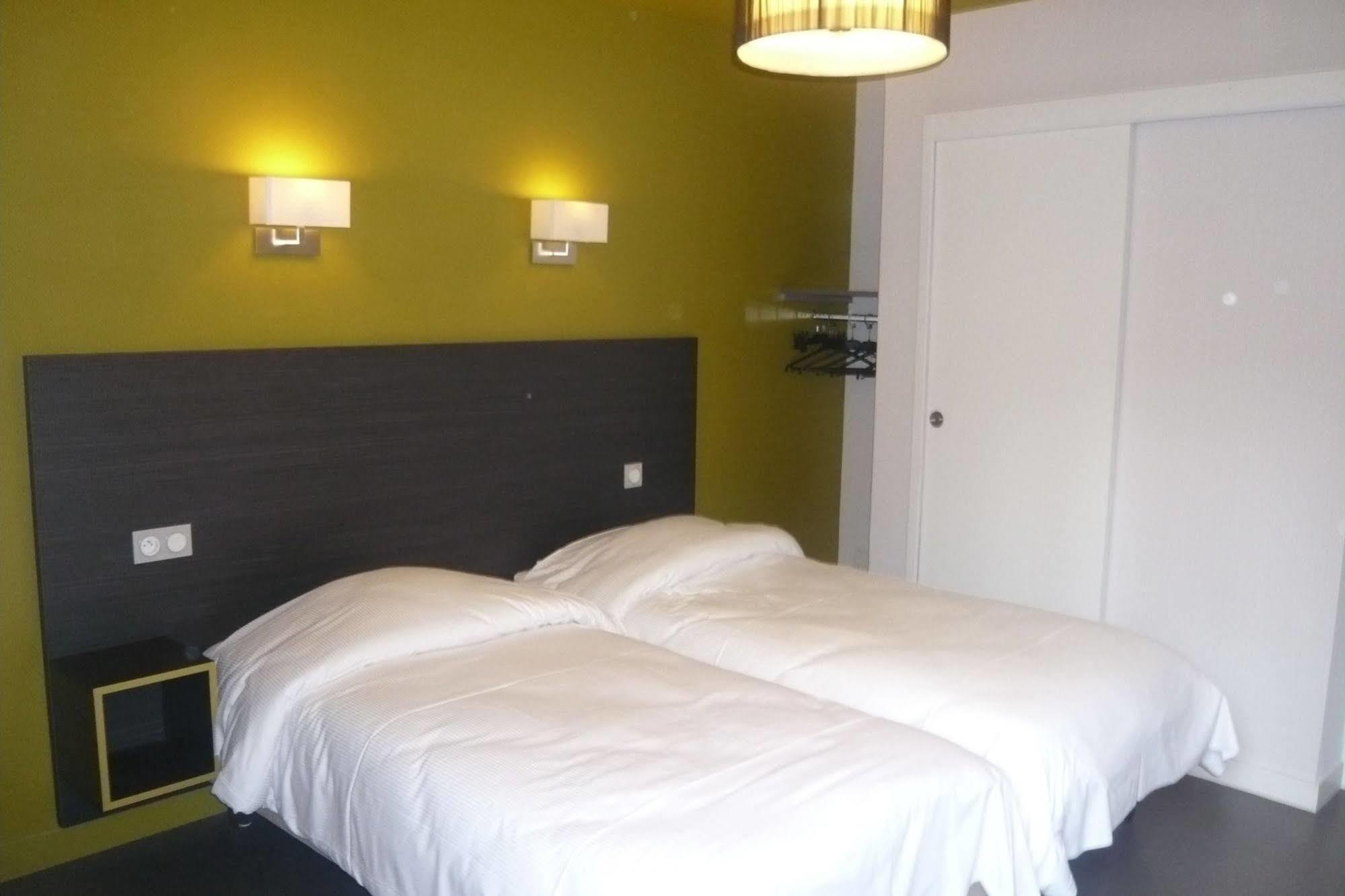 Hotel Quai De Saone มากง ภายนอก รูปภาพ